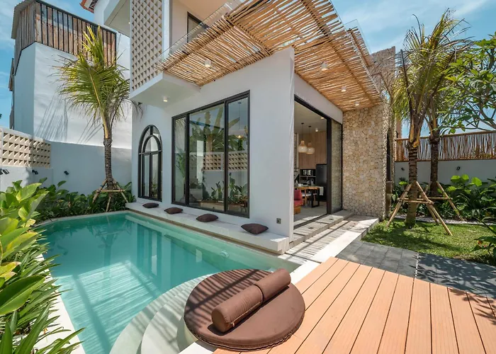 First Alaya Villa *