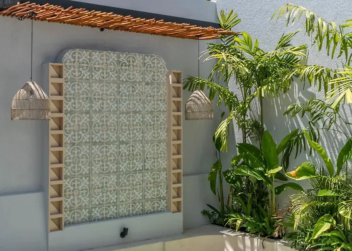 Villa First Alaya
