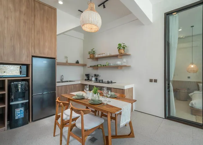 Villa First Alaya Canggu